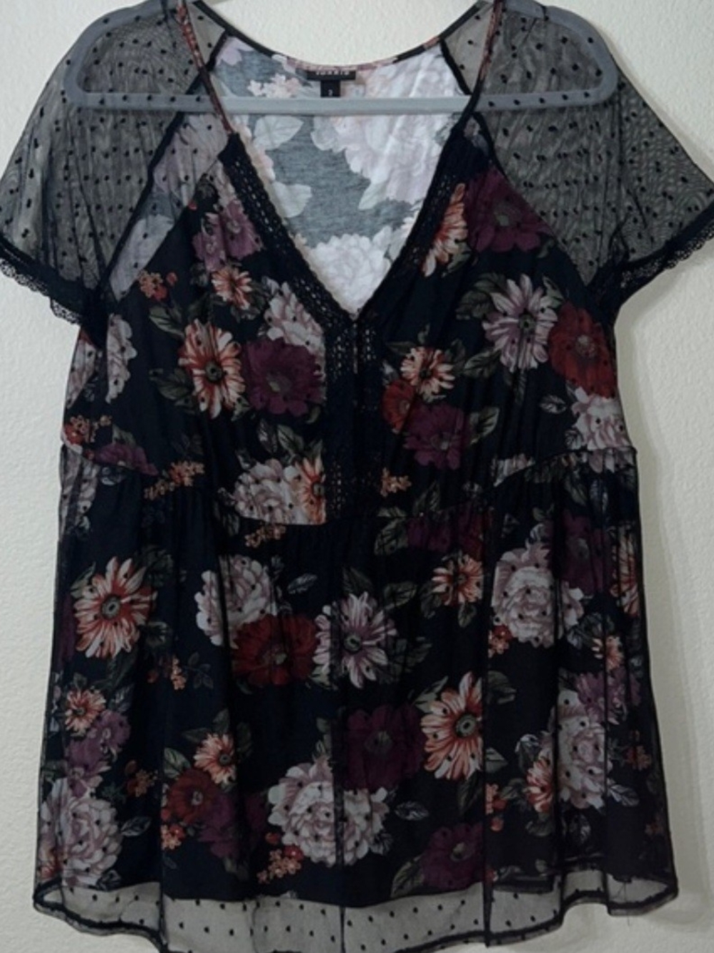 Torrid Floral Mesh Short Sleeve V-Neck Top - Black/Multi